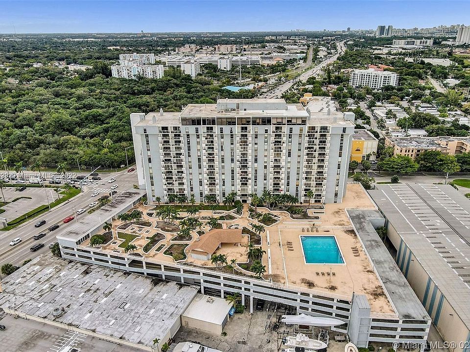 1st image of 13499 Biscayne Blvd APT 814