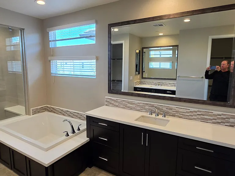 16208 Camden Cir — Photo 39