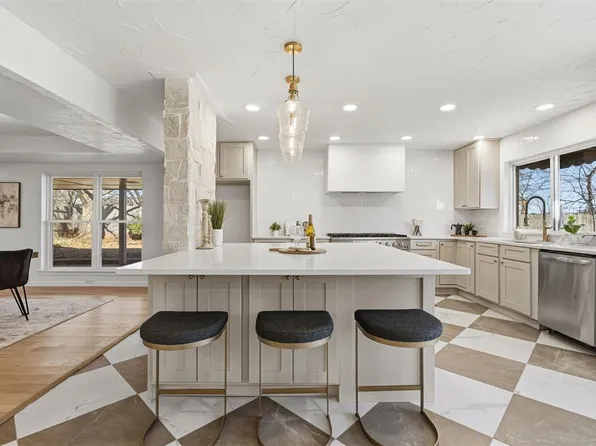 2905 Lamp Post Ln, Oklahoma City, OK 73120