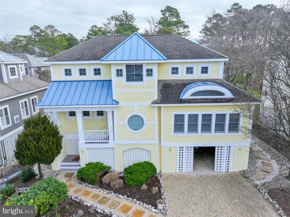 624 Tingle Ave, Bethany Beach, DE 19930