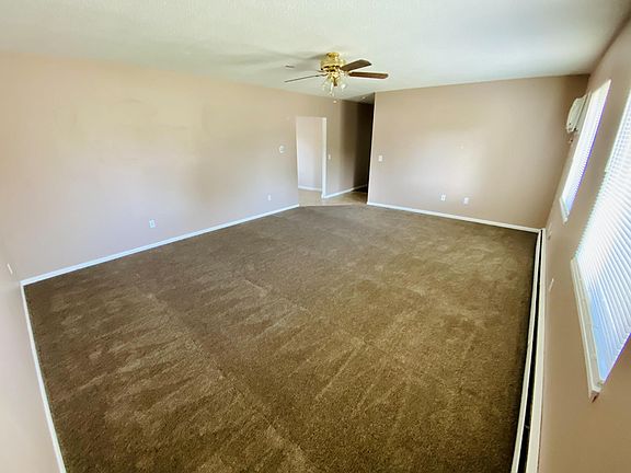 2nd image of 402 Woodland Ave