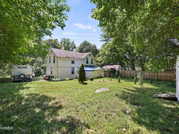 45 River St, Dalton, MA 01226