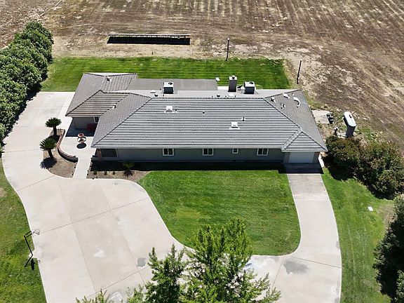 2nd image of 15396 Avenue 23 1/2