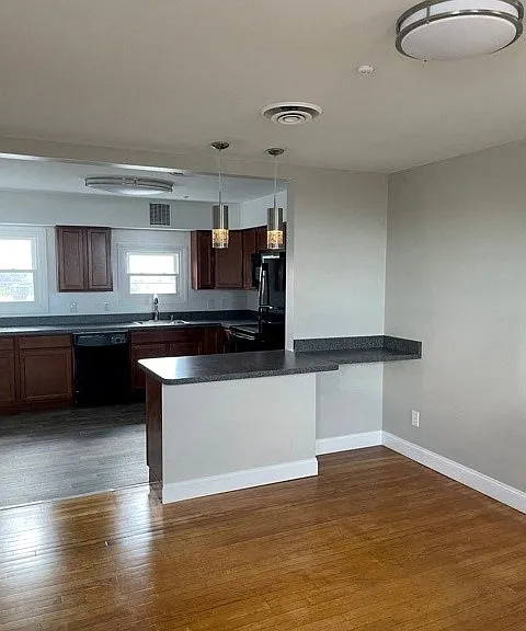 Caldwell Apartments — Photo 26