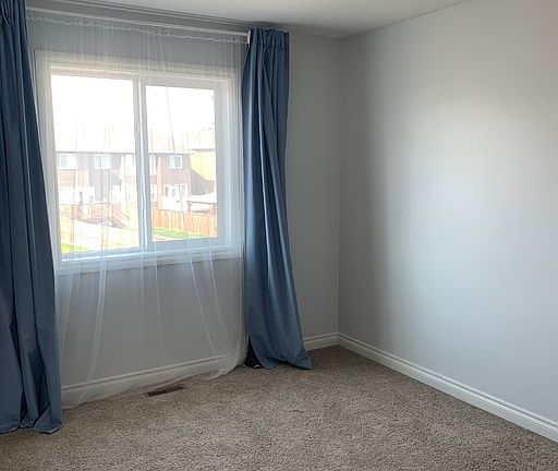 4th image of 194 Robinson Dr