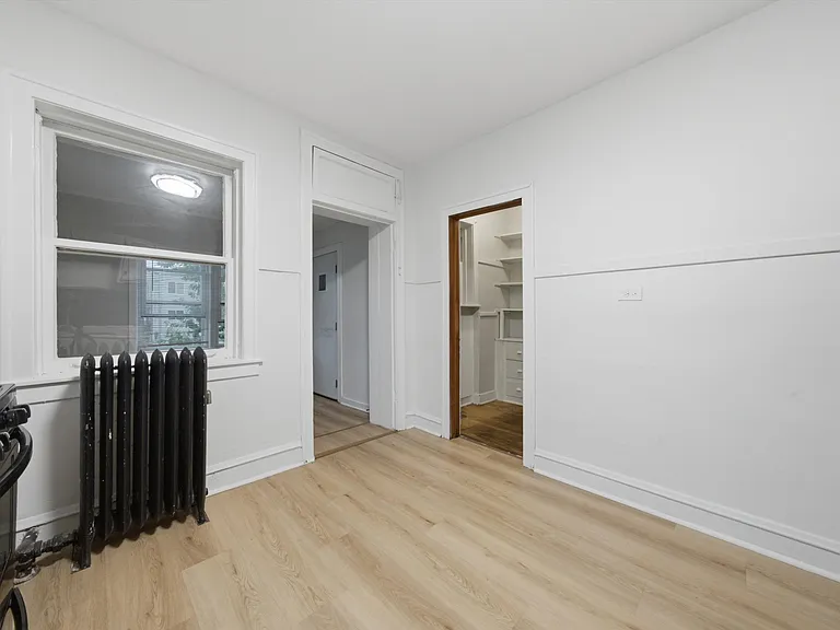 1953 S Central Ave #2 — Photo 8