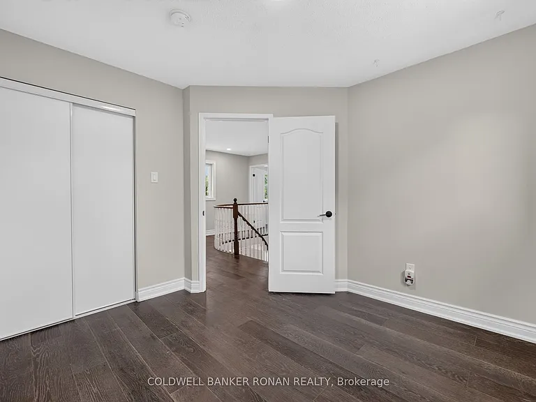 8 McCullough Ave — Photo 24