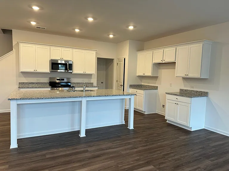 213 Banner Rd — Photo 6