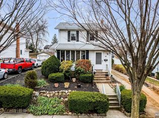 99 Chestnut St, Rochelle Park, NJ 07662