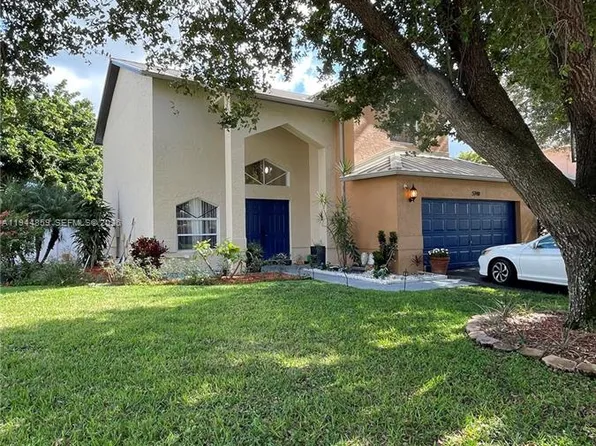 5740 SW 57th Way, Davie, FL 33314