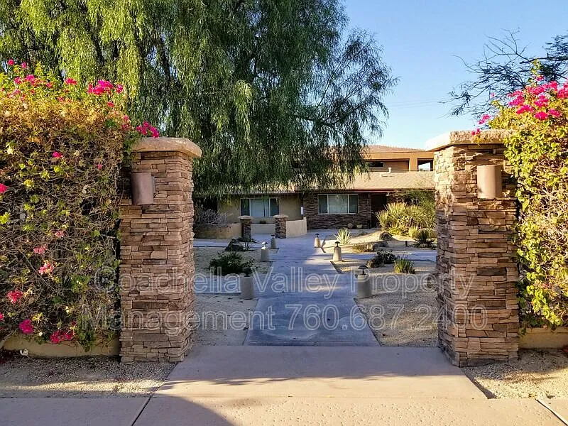Studio, 1.0 bath, 500 sqft, $1,395 — Photo 3