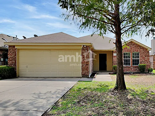 1004 Chelsea Ln Photo 1