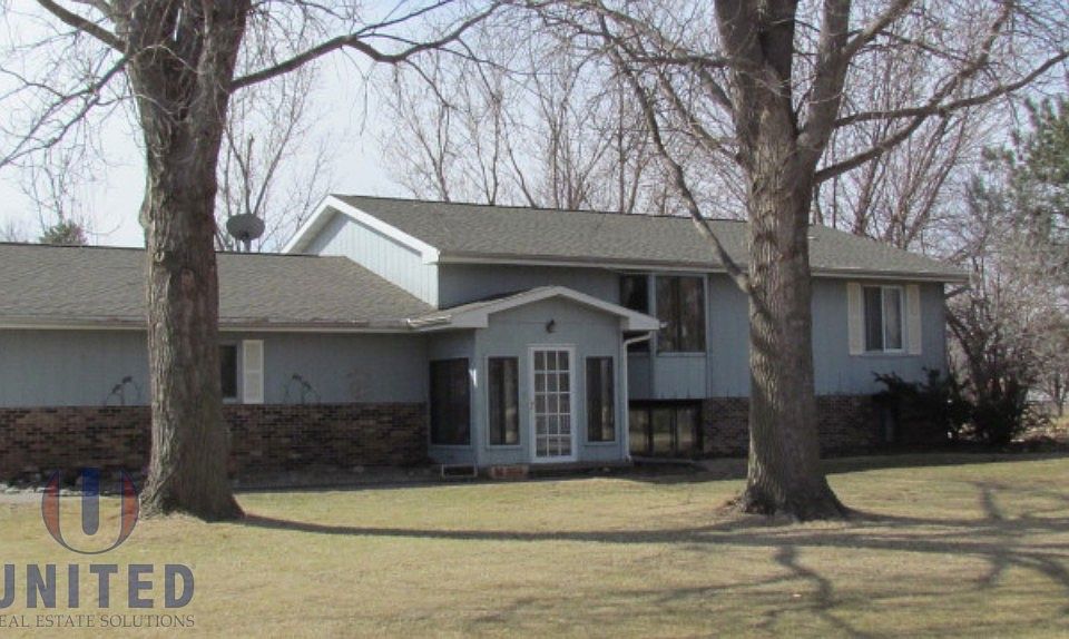 1st image of 556 Sunset Dr