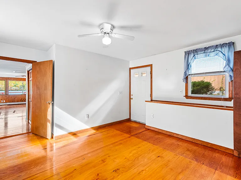 23 Waterfront Ln — Photo 17