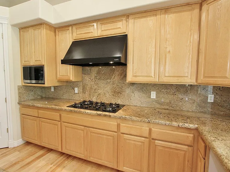 4109 E Man O War Dr — Photo 12