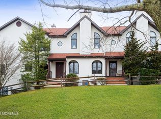 51 Tower Hill Dr, Red Bank, NJ 07701