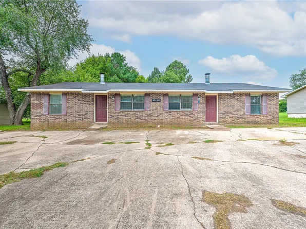4471 & 4473 W Franciscan Trl, Fayetteville, AR 72704