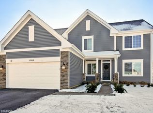 32939 N Three Oaks Ln, Libertyville, IL 60048