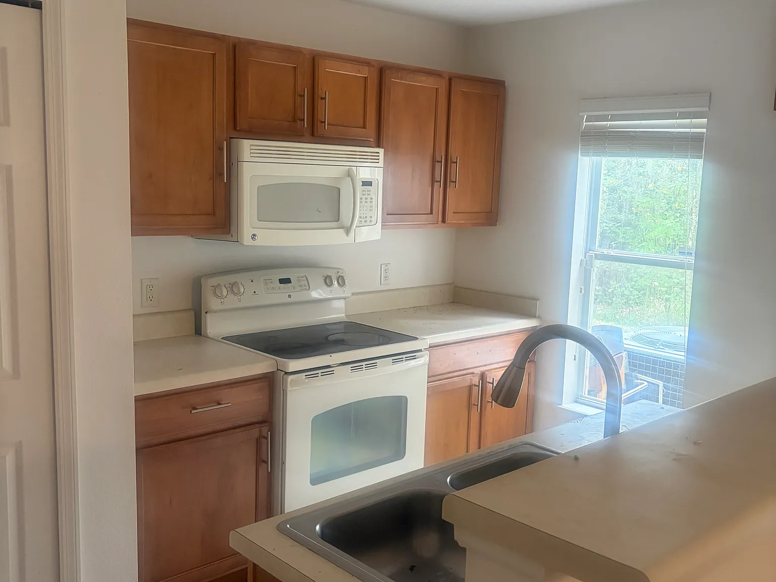 3 bed, 1703 sqft, $1,825 — Photo 4