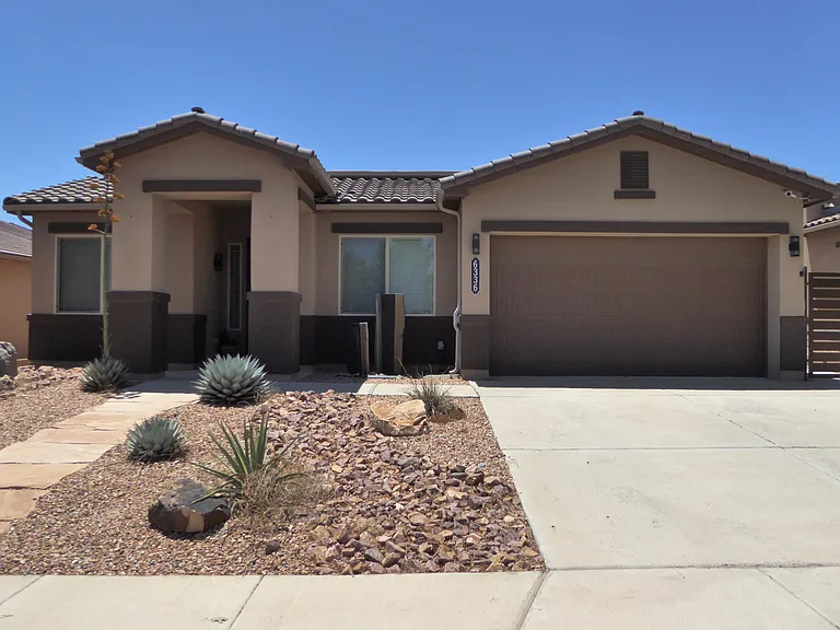 6336 Camino De Paz Rd NW — Photo 1