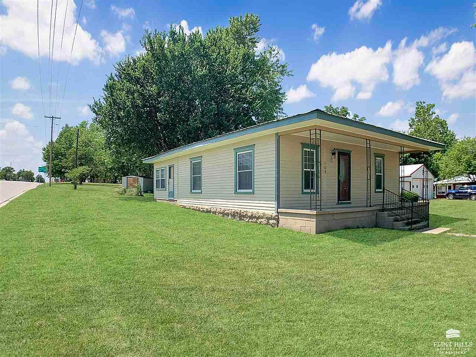 105 N 3rd St, Olsburg, KS 66520 MLS 20231692 Zillow