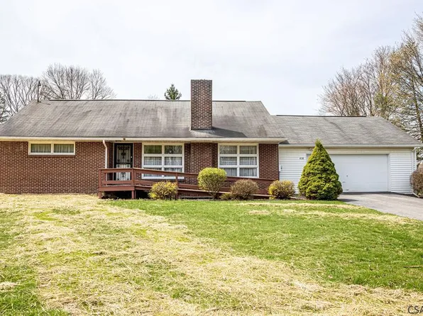 438 Lyman Ln, Johnstown, PA 15909