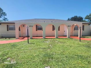 4715 Leucadendra Dr, Sebring, FL 33872