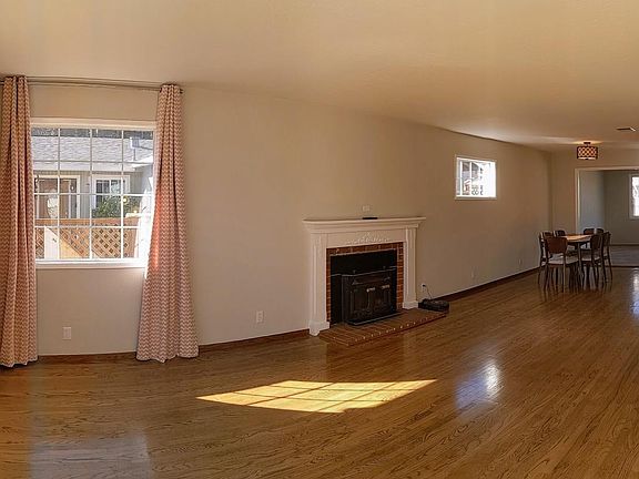 4th image of 250 Fernwood Dr