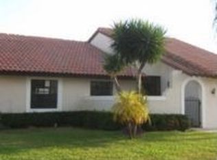 20 Columbia Ct, Deerfield Beach, FL 33442