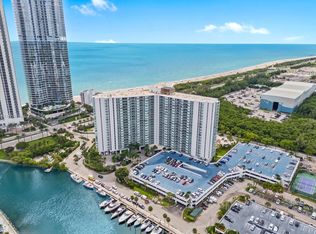 100 Bayview Dr APT 924, Sunny Isles Beach, FL 33160