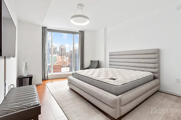 Rented by Elegran | media 4