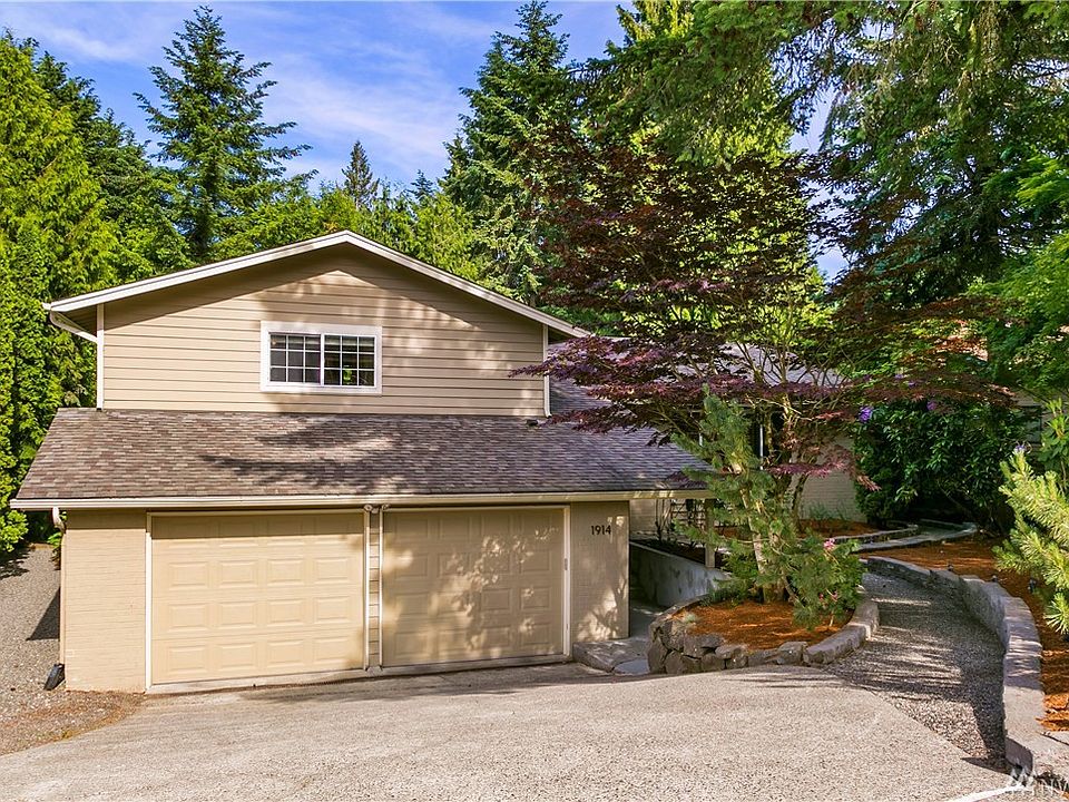 1st image of 1914 167th Ave SE