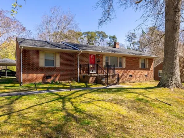 500 Putney St, Farmville, VA 23901
