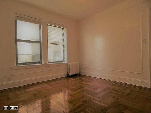 4th image of 3031 34th St APT 6