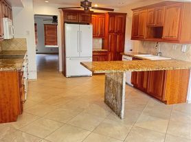 3111 Coral Springs Dr, Pompano Beach, FL