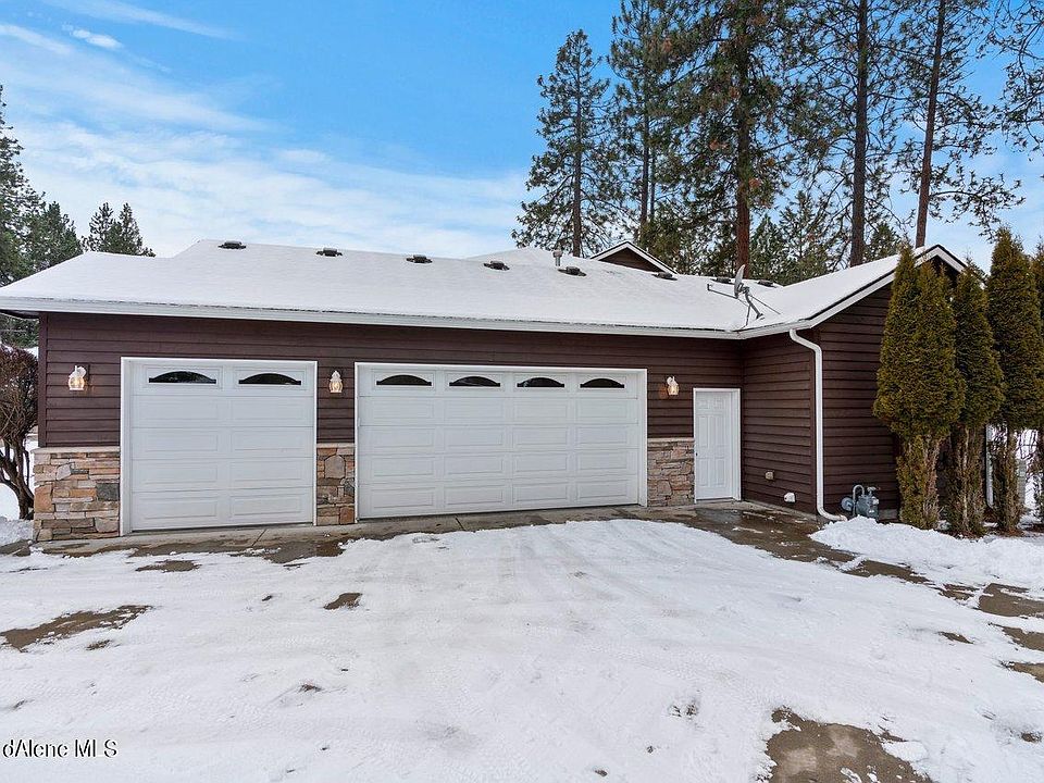 1375 E Griffitts Ct, Hayden Lake, ID 83835 | Zillow