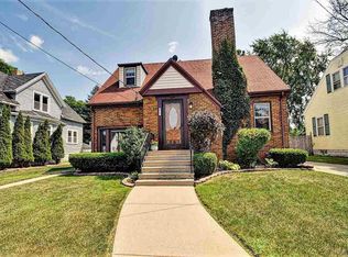 312 Gray St, Green Bay, WI 54303