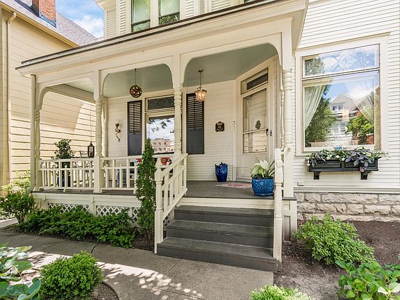 3rd image of 311 W 7th Ave