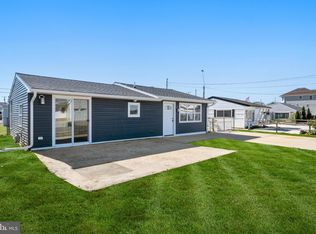 1517 Beach Blvd, Forked River, NJ 08731