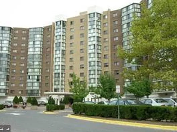 15100 Interlachen Dr #4709, Silver Spring, MD 20906