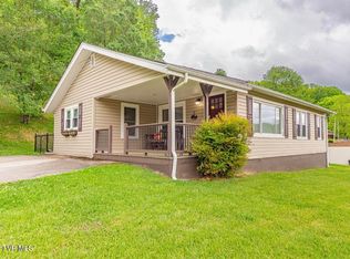 421 Lucy Rd, Kingsport, TN 37660