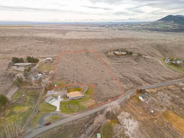 75017 N Overlook Dr, Benton City, WA 99320