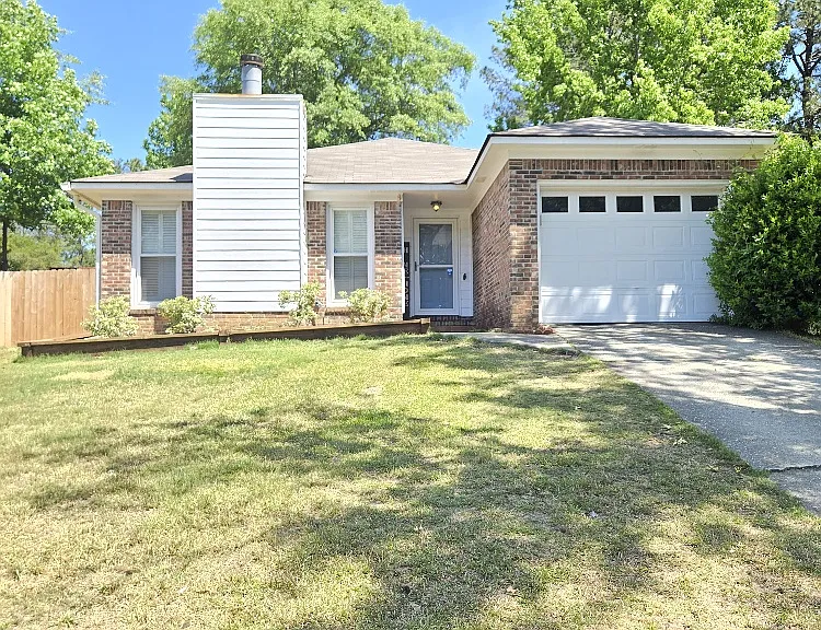 4517 Mayo Dr — Photo 1