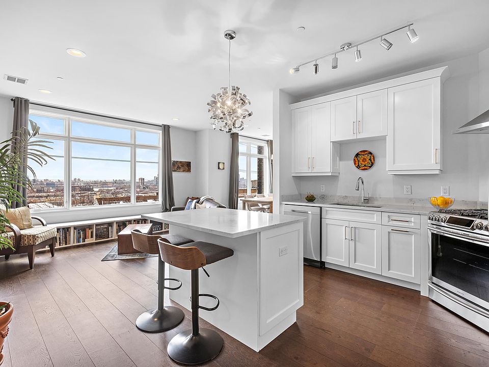 1st image of 801 Palisade Ave #306