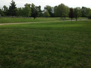 10007 Secretariat Dr, Goshen, KY 40026