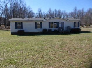 2016 Whitt Hunt Rd, Pleasant Garden, NC 27313