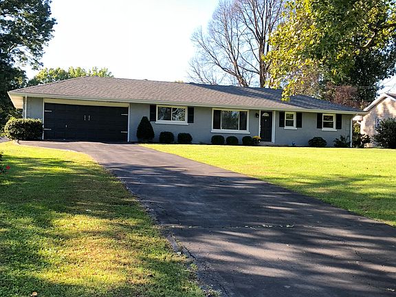 2nd image of 2929 Southview Dr