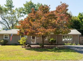 4 Randall Rd, Peabody, MA 01960