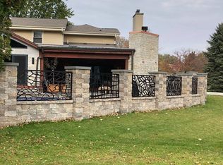 N27W22397 Burningwood Ln, Waukesha, WI 53186