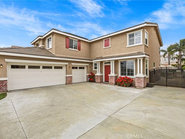 15264 Rosewood Cir, Fontana, CA 92336